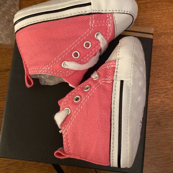 Gently used Converse Chuck Taylor First Star Easy Slip Hi Pink crib shoes - Picture 6 of 7